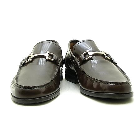 Ferragamo(󰡸)    ġ   