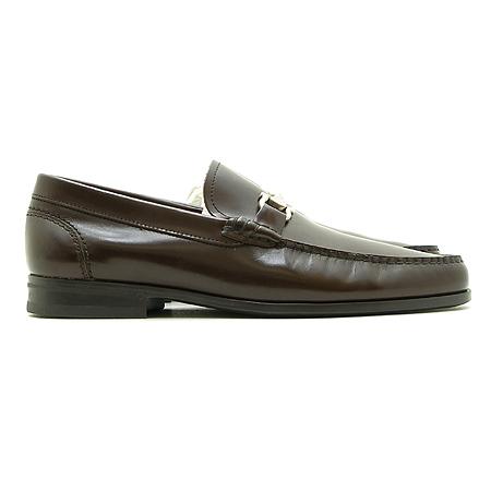 Ferragamo(󰡸)    ġ    ̹4 - ̺ ߰ǰ