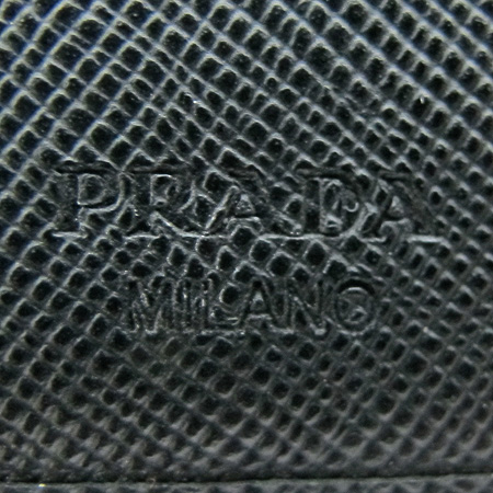 Prada(�����) 2M1077 ���ǾƳ� ��Ż ���� ���� �Ӵ� Ŭ�� [��õ ������] �̹���3 - ���̺��� �߰���ǰ