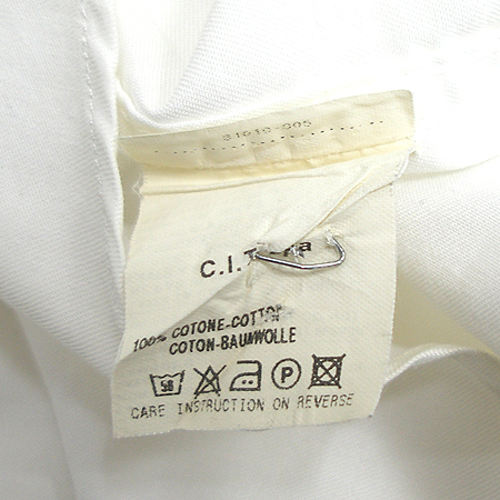 Armani COLLEZIONI(�Ƹ����� �÷�������) ���� �̹���4 - ���̺��� �߰���ǰ