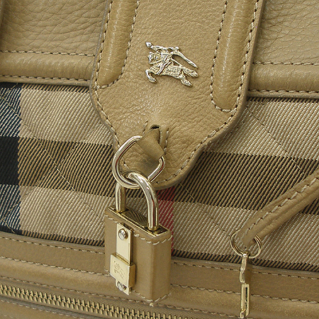 Burberry(������) 11676381 ���μ� üũ �޺� �к긯 ���� �ڹ��� ��� ��Ʈ�� �̹���4 - ���̺��� �߰���ǰ