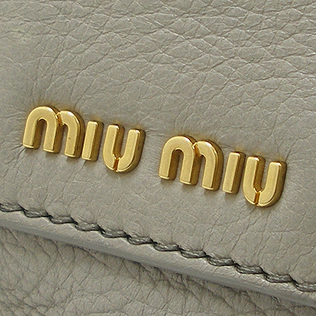MiuMiu(�̿�̿�) ���� �ΰ� ��� ������ ���� ��Ʈ�� + ��� ��Ʈ�� �̹���6 - ���̺��� �߰���ǰ