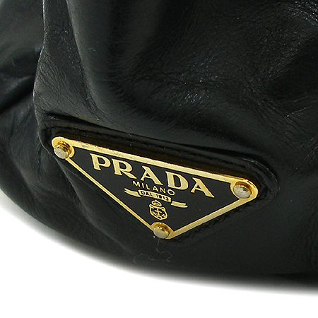 Prada(�����) ������� ���� ����� + ũ�ν� ��Ʈ�� �̹���5 - ���̺��� �߰���ǰ