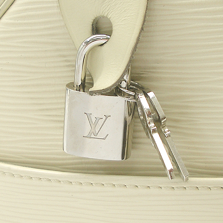Louis Vuitton(���̺���) M5922J ���� ���� ���ǵ� 30 ��Ʈ�� �̹���5 - ���̺��� �߰���ǰ
