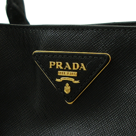 Prada(�����) BN1293 SAFFIANO LUX ���� ���ǾƳ� ��Ʈ�� �̹���3 - ���̺��� �߰���ǰ
