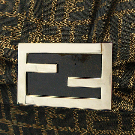 Fendi(���) 8BT163 ���� FF�ΰ� �ڰ��� ��ī �簢 ����� �� Ŭ��ġ �� [�б�����������2ȣ��] �̹���5 - ���̺��� �߰���ǰ