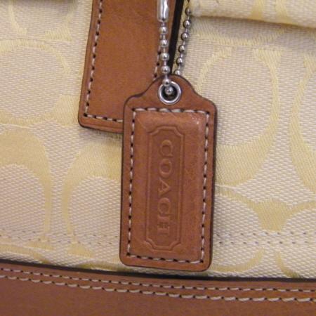 Coach(��ġ) F13070 �ñ״�ó �ڰ��� ��ÿ ��Ʈ�� [������û��] �̹���4 - ���̺��� �߰���ǰ