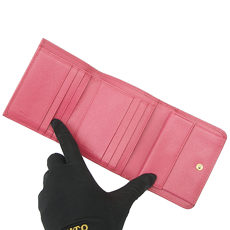 Prada(�����) ���ǾƳ� 3�� ���� �̹���3 - ���̺��� �߰���ǰ