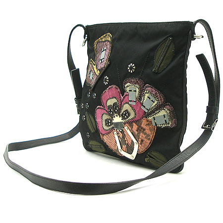 Prada(�����) BT0471 �к긯 �ڼ� ��� ���ǾƳ� ���� ��Ʈ�� ũ�ν��� �̹���3 - ���̺��� �߰���ǰ
