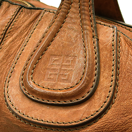 GIVENCHY(�����) ���� ����Ų ������ ���� M ������ 2-WAY �̹���3 - ���̺��� �߰���ǰ