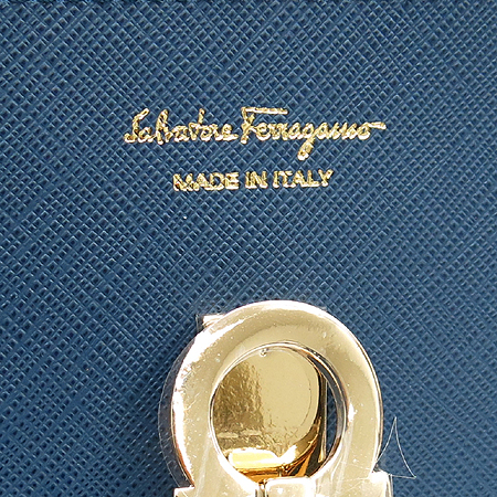 Ferragamo(��󰡸�) 22 4633 ���ǾƳ� ��ġ�� ��Ŭ ������ �̹���3 - ���̺��� �߰���ǰ