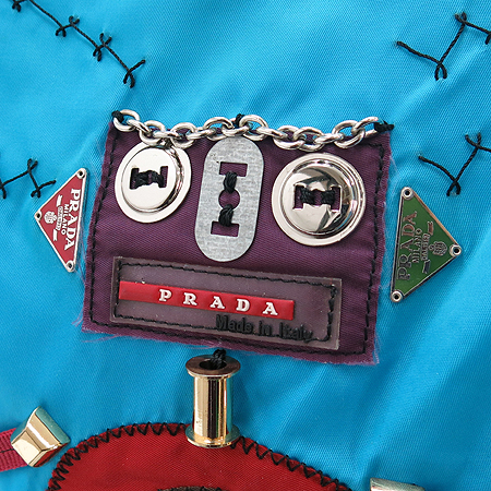 Prada(�����) �ﰢ �ΰ� �κ� ������ ��� �к긯 ��Ʈ�� �̹���3 - ���̺��� �߰���ǰ
