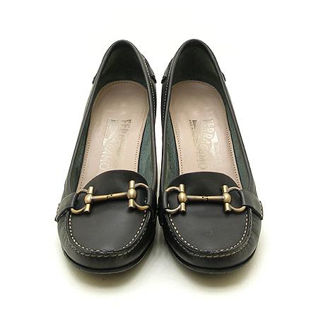 Ferragamo(��󰡸�) ��ġ�� �ΰ� ������ ���� �̹���2 - ���̺��� �߰���ǰ