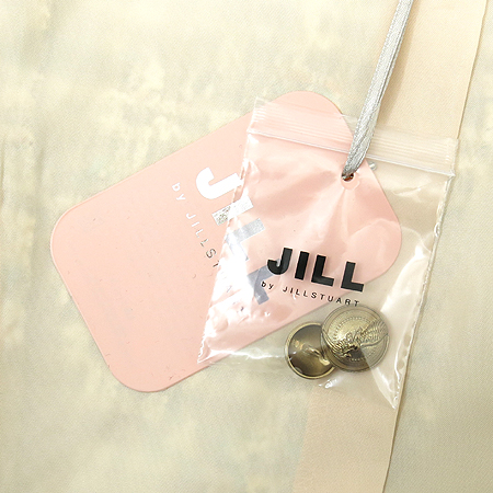 Jill Stuart(����Ʃ��Ʈ) Ʈ�������� �̹���4 - ���̺��� �߰���ǰ