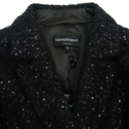 Emporio Armani(�������� �Ƹ�����) ���� �̹���2 - ���̺��� �߰���ǰ