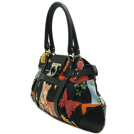 Ferragamo(��󰡸�) 21 7477 ���� ��ġ�� �ΰ� ��� �к긯 ����� �̹���3 - ���̺��� �߰���ǰ