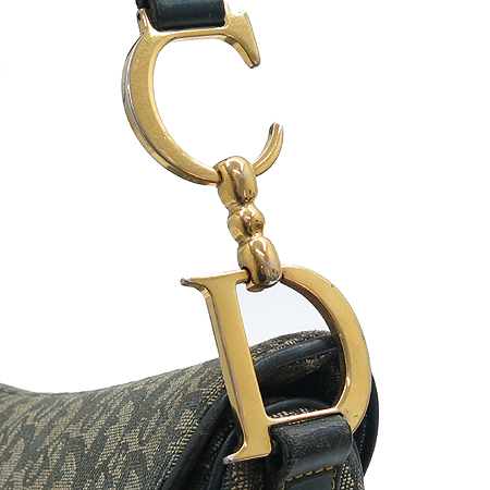 Dior(ũ����î���) �ΰ� �𰡵� ���� ����� �̹���4 - ���̺��� �߰���ǰ