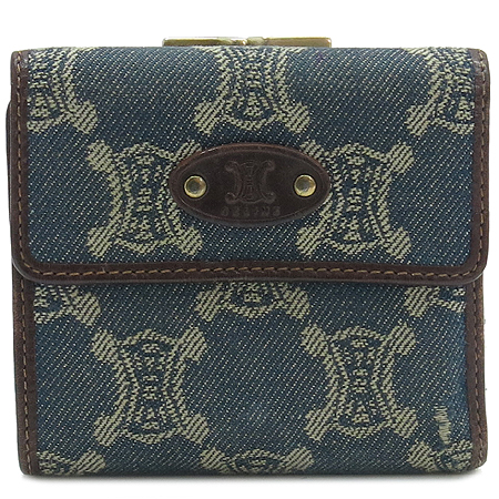 ������  ������