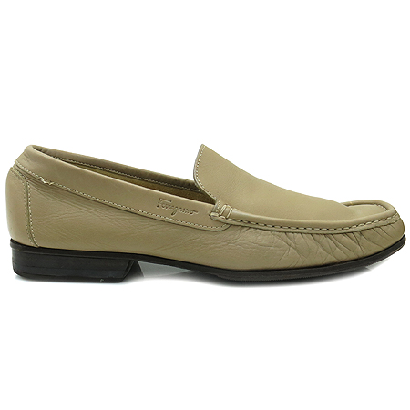 Ferragamo(󰡸)  ÷   ̹3 - ̺ ߰ǰ