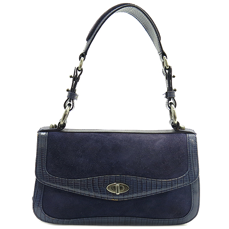 ����  �����