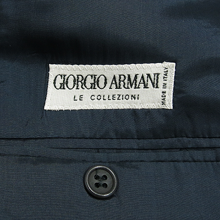 GIORGIO ARMANI(�������� �Ƹ�����) ���� �̹���5 - ���̺��� �߰���ǰ