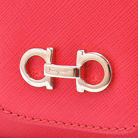 Ferragamo(��󰡸�) 21 B723 ���ǾƳ� ���� ������ �÷� ���� ü�� ����� �̹���4 - ���̺��� �߰���ǰ