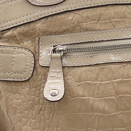 Guess(�Խ�) ���̴�Ʈ ��Ʈ�� �� ��Ʈ �� ����� �̹���4 - ���̺��� �߰���ǰ