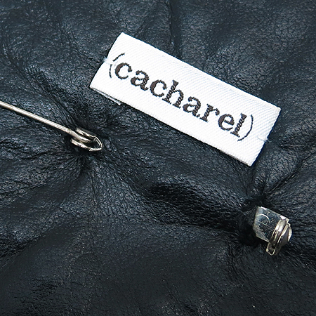 Cacharel(��緼) ���� ��� �ɸ�� ���ġ �̹���3 - ���̺��� �߰���ǰ