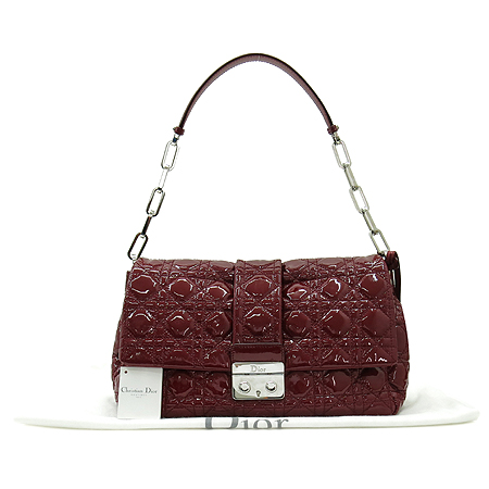 Dior(ũ����î���) M9803PVRK ���� ���̴�Ʈ ��� �� �� ���� ü�� ����� [��������] �̹���2 - ���̺��� �߰���ǰ