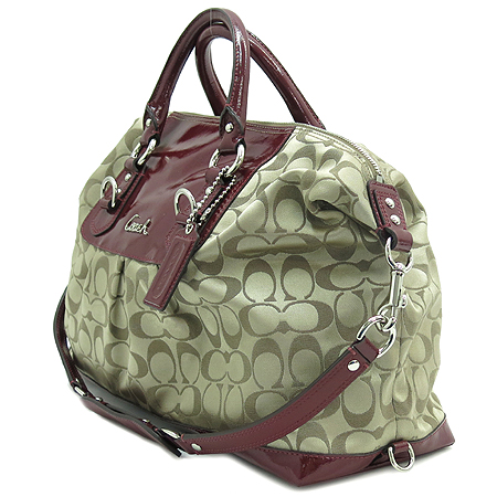Coach(��ġ) ���� �̴ϼȷΰ� �ñ׳�ó ���̴�Ʈ ���� Ʈ���� ��Ʈ��+�����Ʈ�� �̹���2 - ���̺��� �߰���ǰ