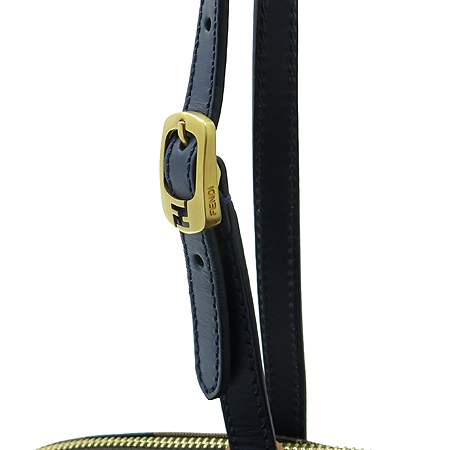 Fendi(���) 8BN232 FKN ���� �к긯 ���� ���� Ʈ���� ���̺� �ڵ� ����� �̹���3 - ���̺��� �߰���ǰ