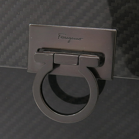 Ferragamo(��󰡸�) 21 9746 ��ġ�� �ΰ� ��� �ö�ƽ ��Ʈ�� �̹���3 - ���̺��� �߰���ǰ