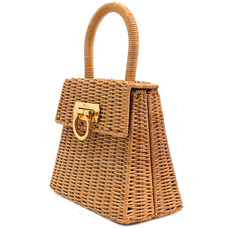 Ferragamo(��󰡸�) 21 6176 ���� ��ġ�� �ΰ���� �볪�� ��Ʈ�� �̹���2 - ���̺��� �߰���ǰ