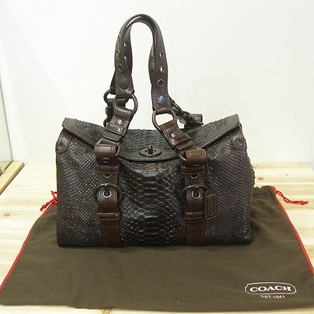 Coach(��ġ) 11008 ÿ�� ���̼� ���� ���� ��ÿ ��Ʈ�� [�ϻ����] �̹���5 - ���̺��� �߰���ǰ