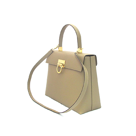 Ferragamo(��󰡸�) 21 8791 ���� ��ġ�� ��� ��Ʈ��+�����Ʈ�� [�д����] �̹���2 - ���̺��� �߰���ǰ