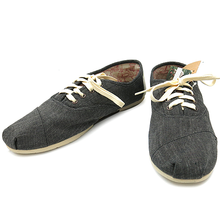 TOMS(Ž) ĵ  