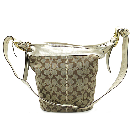 ��ġ  �����