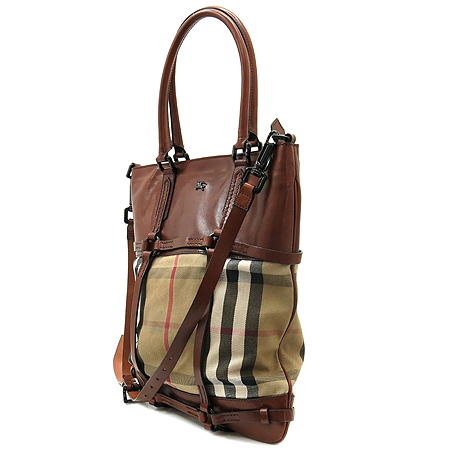 Burberry(������) ���μ� ���üũ ��Ʈ�� + ũ�ν� ��Ʈ�� �̹���3 - ���̺��� �߰���ǰ
