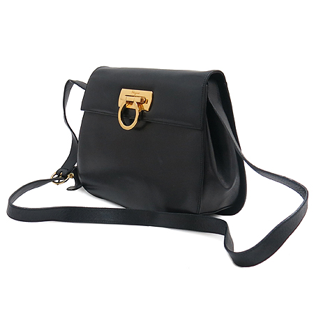 Ferragamo(��󰡸�) E212682 ���� ��Ŭ ��� ���� ���� ũ�ν��� �̹���2 - ���̺��� �߰���ǰ