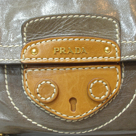 Prada(�����) BR4657 ���� ���ڷ� ���� ���� ü�� ����� [�ϻ����] �̹���3 - ���̺��� �߰���ǰ