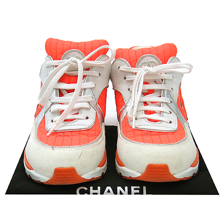 Chanel(����) 12P ũ���� �÷��� ���� ����Ŀ�� �̹���2 - ���̺��� �߰���ǰ