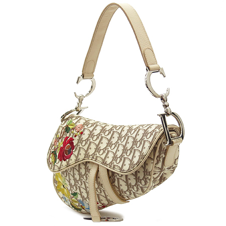 Dior(ũ����î���) �ΰ� �ö�� �ڼ� ���� ����� �̹���3 - ���̺��� �߰���ǰ