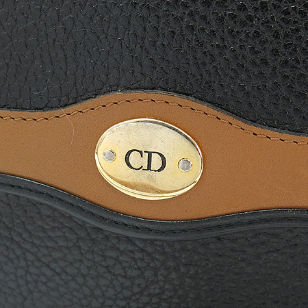 Dior(ũ����î���) ����ΰ� ���� ����� ũ�ν��� �̹���3 - ���̺��� �߰���ǰ