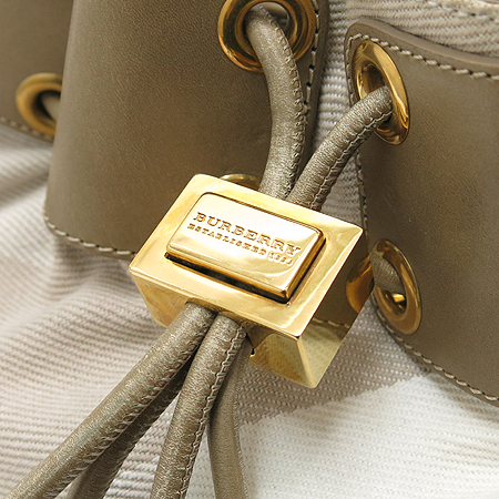 Burberry(������) ���μ� 33061061 ĵ���� üũ ���� ��Ʈ ��� ��Ʈ�� ������ ����� �̹���5 - ���̺��� �߰���ǰ