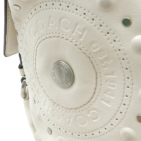 Coach(��ġ) F16178 ���� ��Ʈ ���͵� ��� ���̺��� ���� ũ�ν��� �̹���4 - ���̺��� �߰���ǰ