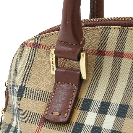 Burberry(������) HBF431 Ŭ���� üũ PVC ��Ʈ�� �̹���4 - ���̺��� �߰���ǰ