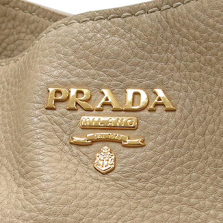 Prada(�����) BR4712 ����ΰ� ������ �۾��� ���� ��ġ ����� �̹���4 - ���̺��� �߰���ǰ