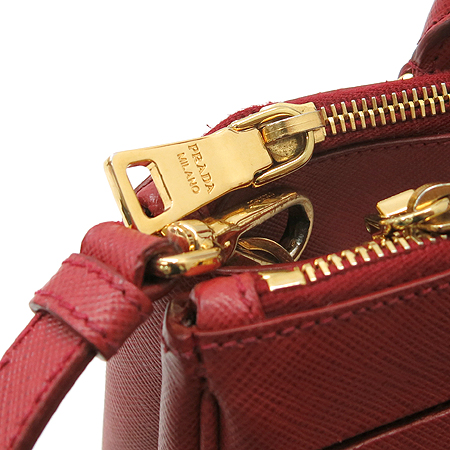 Prada(�����) BN1801 ����ΰ� ���ǾƳ�(SAFFIANO) ����(LUX) ��Ʈ�� + ��� ��Ʈ�� [��������] �̹���5 - ���̺��� �߰���ǰ