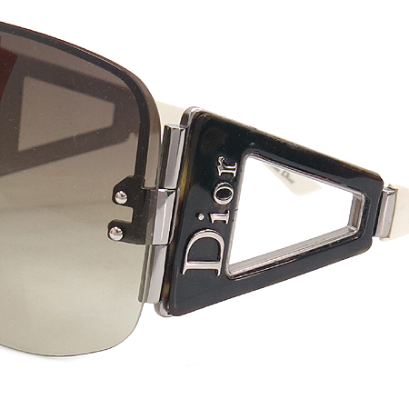 Dior(ũ����î���) ESCRIME ���� ���۶� �̹���5 - ���̺��� �߰���ǰ