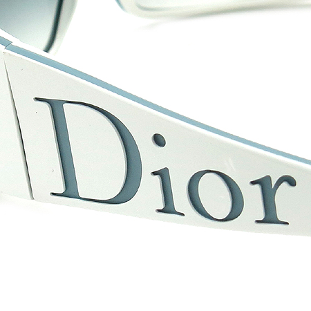Dior(ũ����î���) YOUR DIOR2 ���� ���۶� �̹���5 - ���̺��� �߰���ǰ
